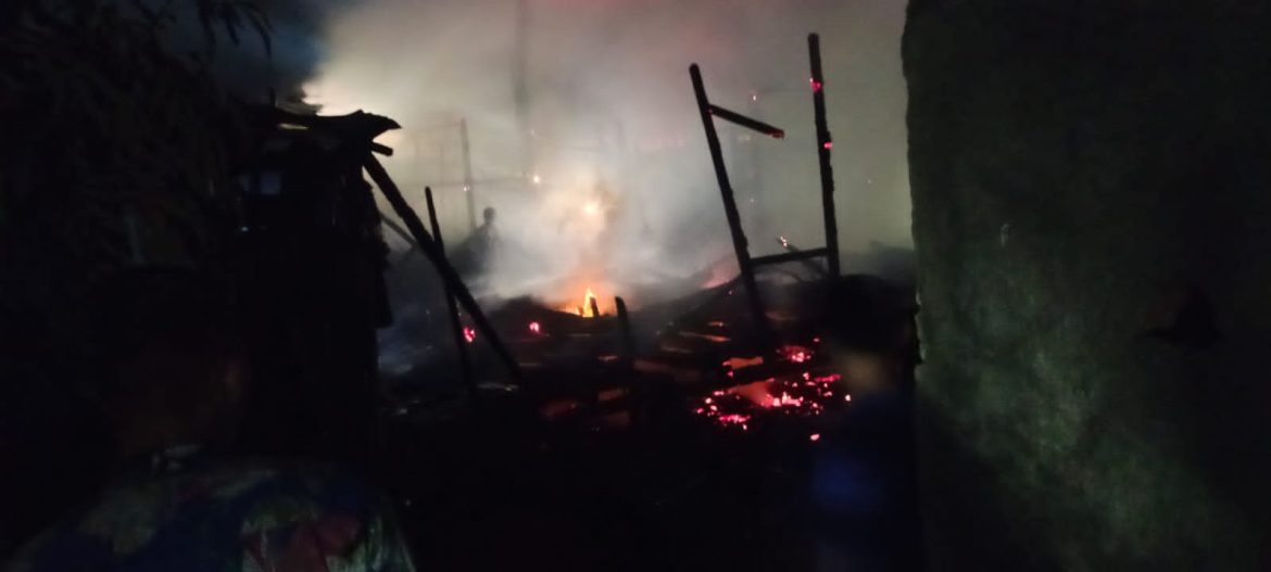 Tiga Unit Rumah di Pasbar Ludas di Telan Sijago Merah