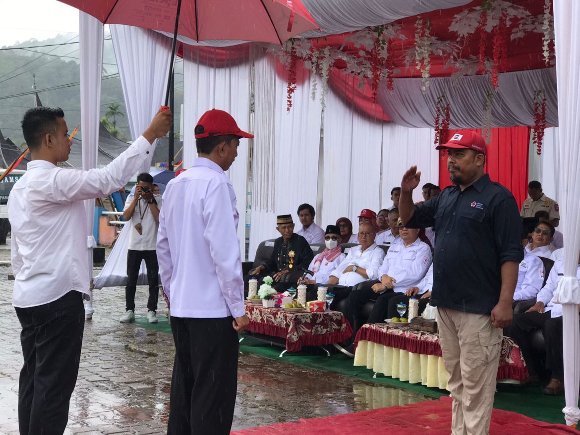 Diwarnai Hujan Lebat, Apel Siaga HUT PMI ke-77 Berlangsung Hikmat