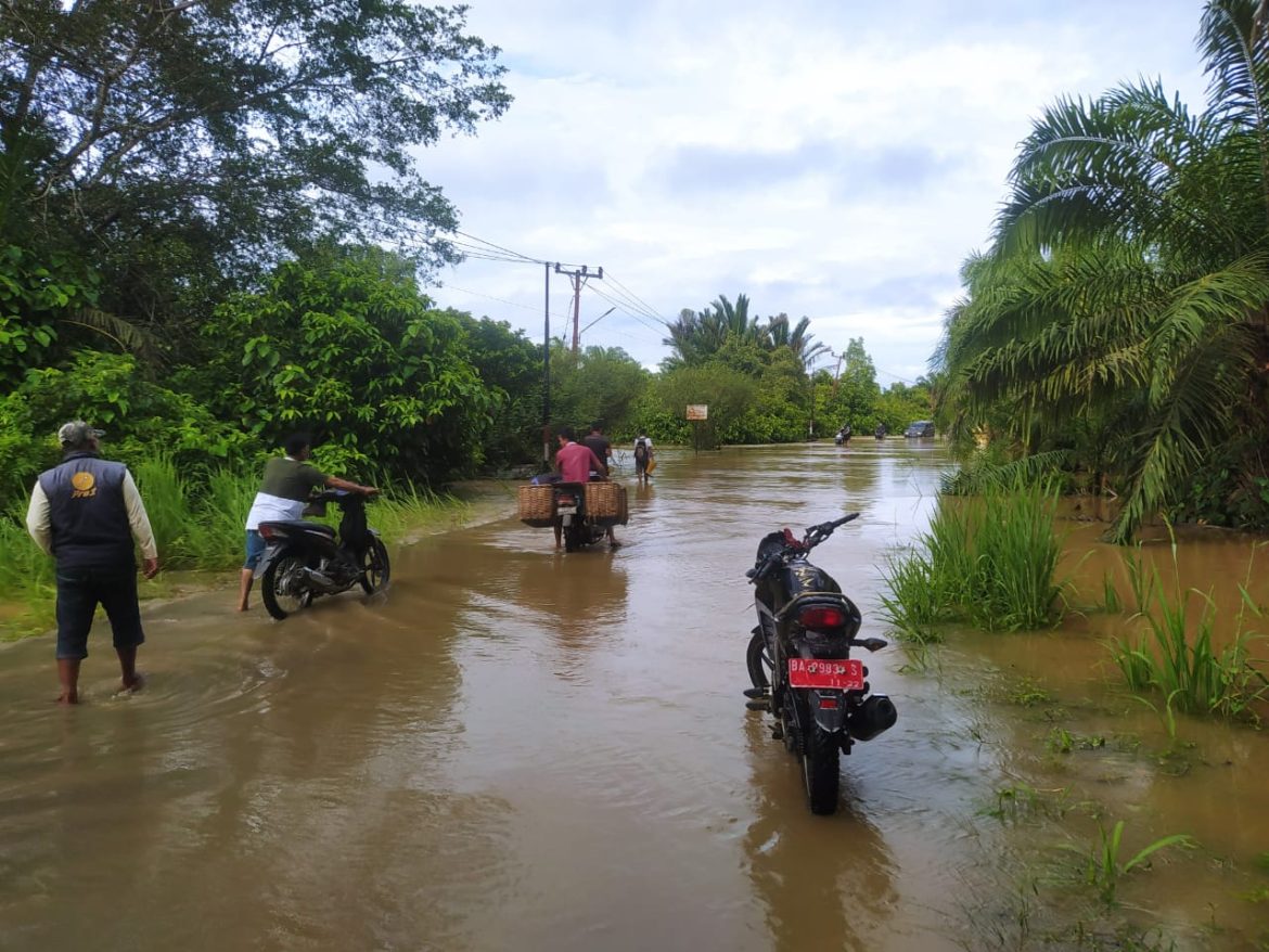 Cuaca Buruk, PMI Pasbar Himbau Masyarakat Waspada